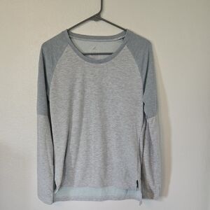 Adidas | Light Green Long Sleeve Tee Size Medium